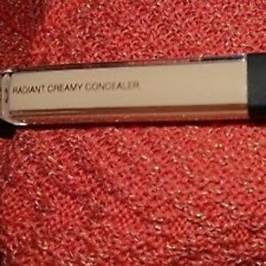NARS Radiant Creamy Concealer Light 2.5 Concealer